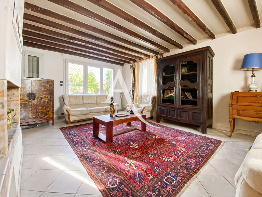 Maison à BOIS-D'ARCY