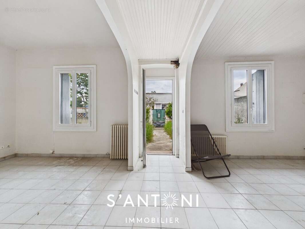 Maison à FRONTIGNAN