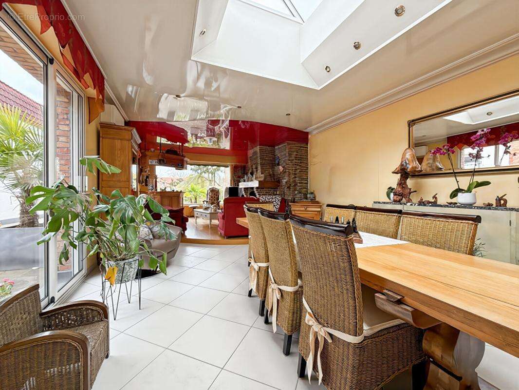 Appartement à ERQUINGHEM-LYS