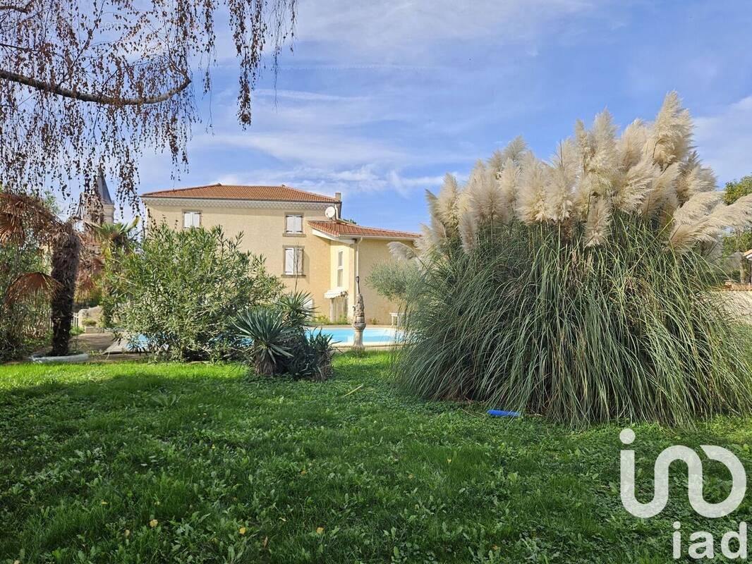 Photo 1 - Maison à CHANOS-CURSON