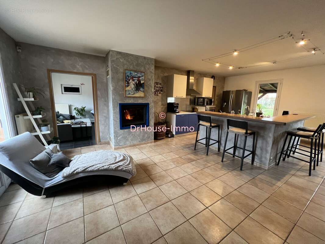 Maison à SAINT-DOULCHARD