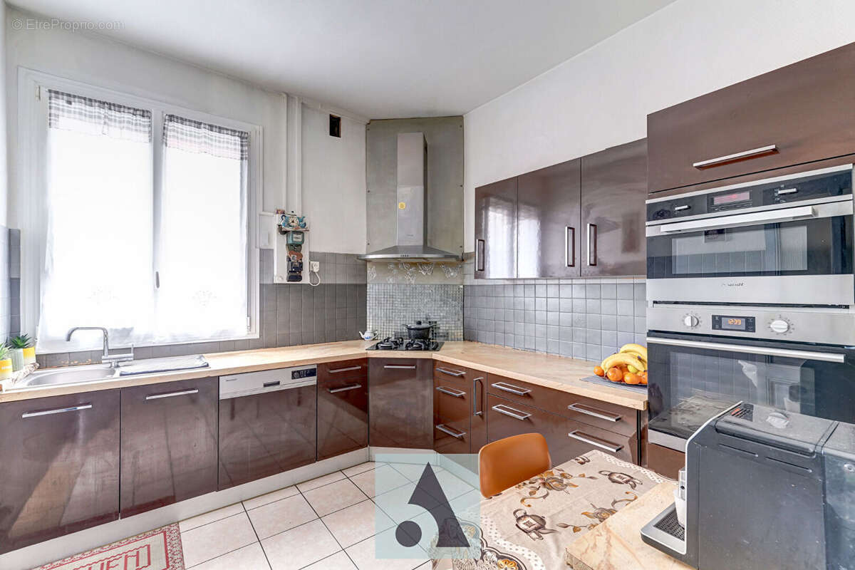 Maison à LYON-8E