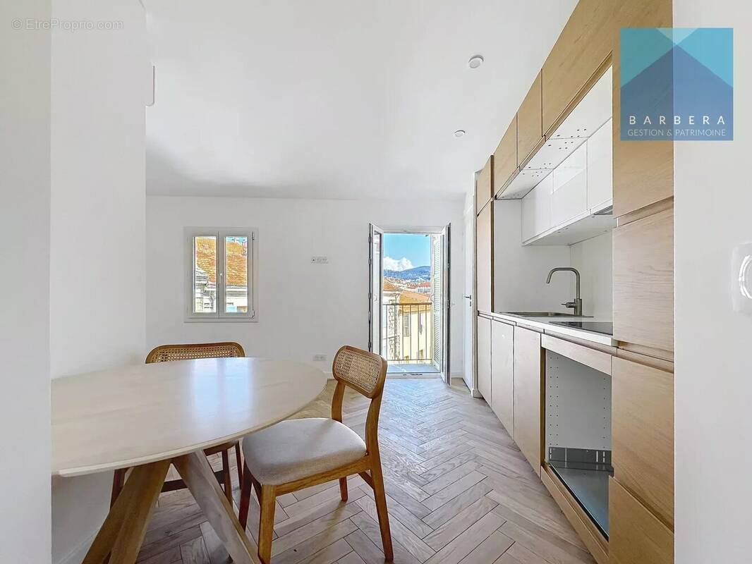 Appartement à NICE