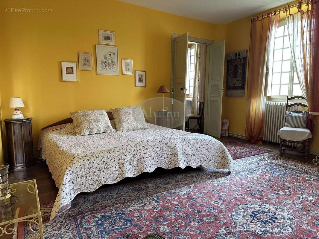 Maison à SAUVETERRE-DE-BEARN