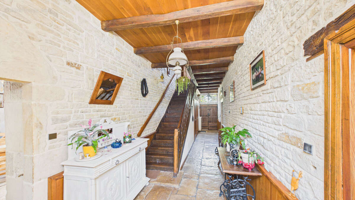 Maison à CHIZE
