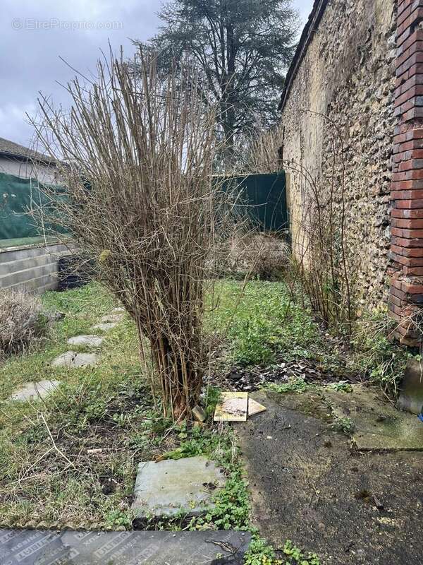 Appartement à ARCES-DILO