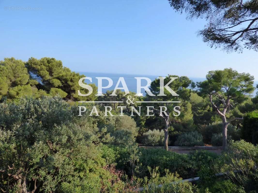 Appartement à CAP-D'AIL