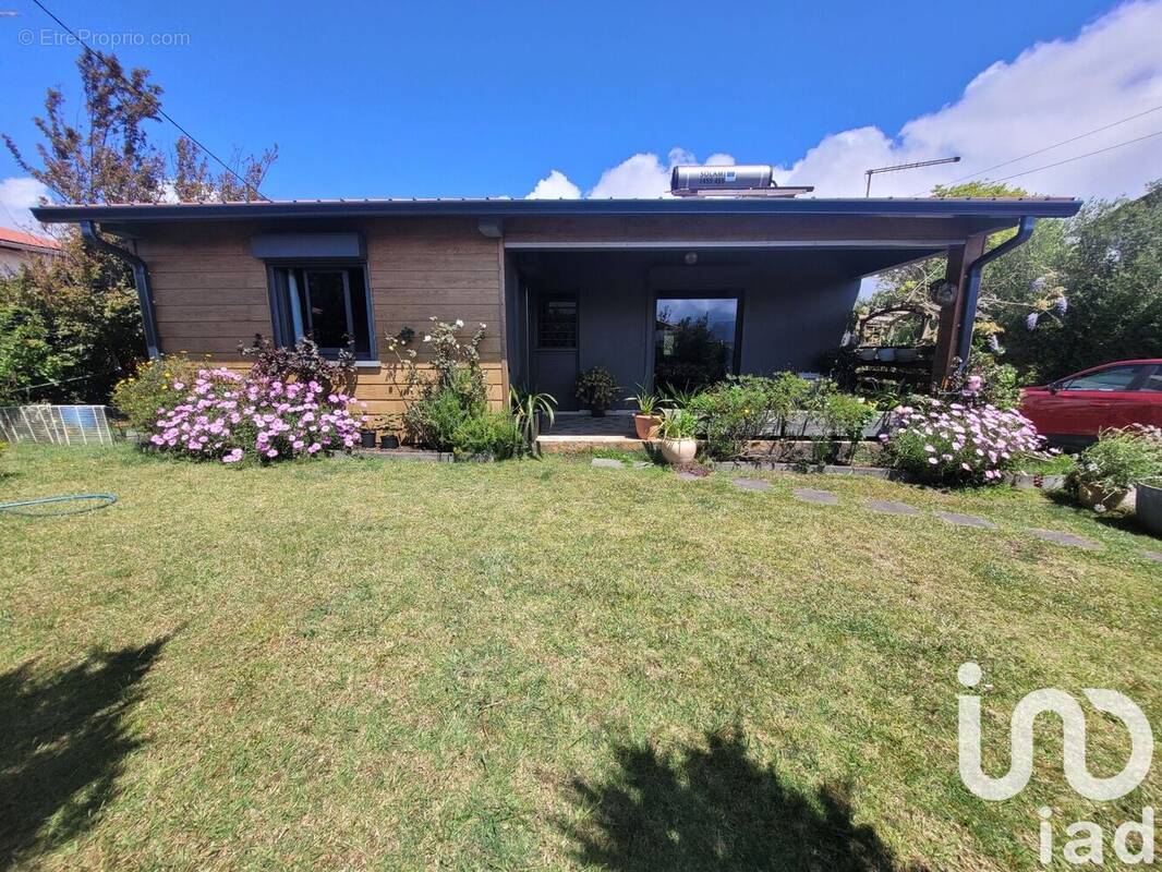 Photo 1 - Maison à SAINT-PIERRE