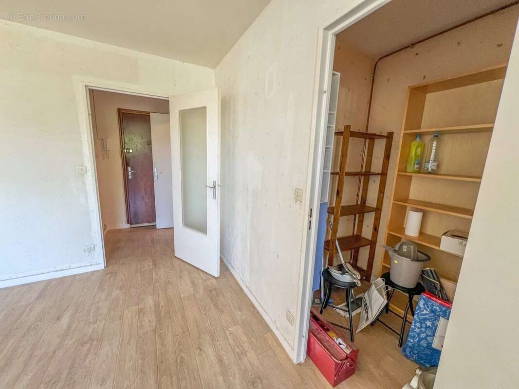 Appartement à ELANCOURT