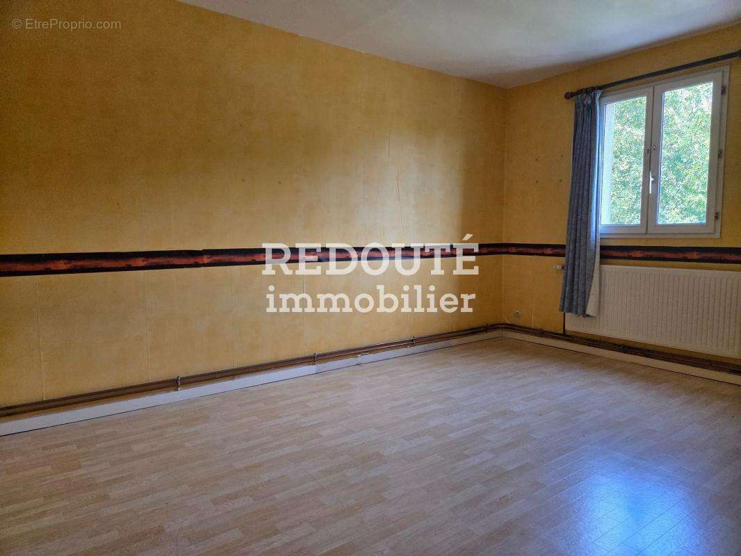 Maison ancienne avec jardin de 109 m² Secteur Novion-Porcien - photo 12