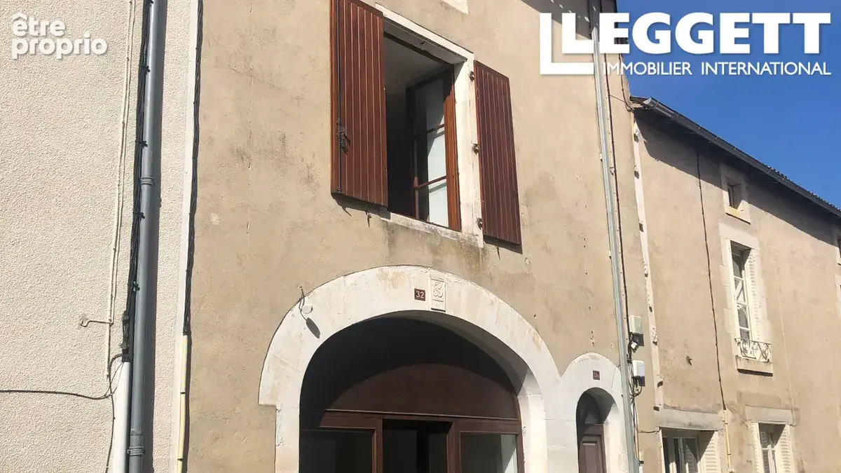 Maison à NANTEUIL-EN-VALLEE