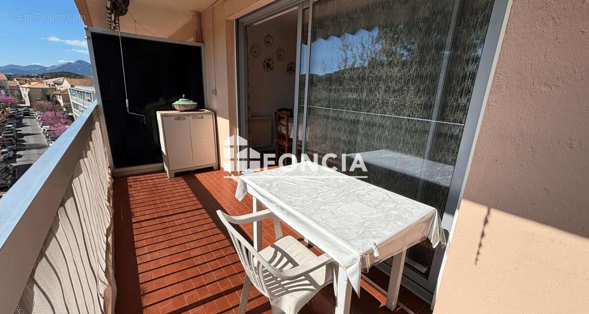 Appartement à HYERES