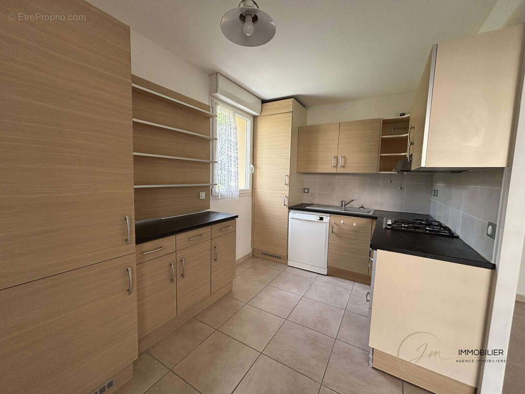 Appartement à GANGES