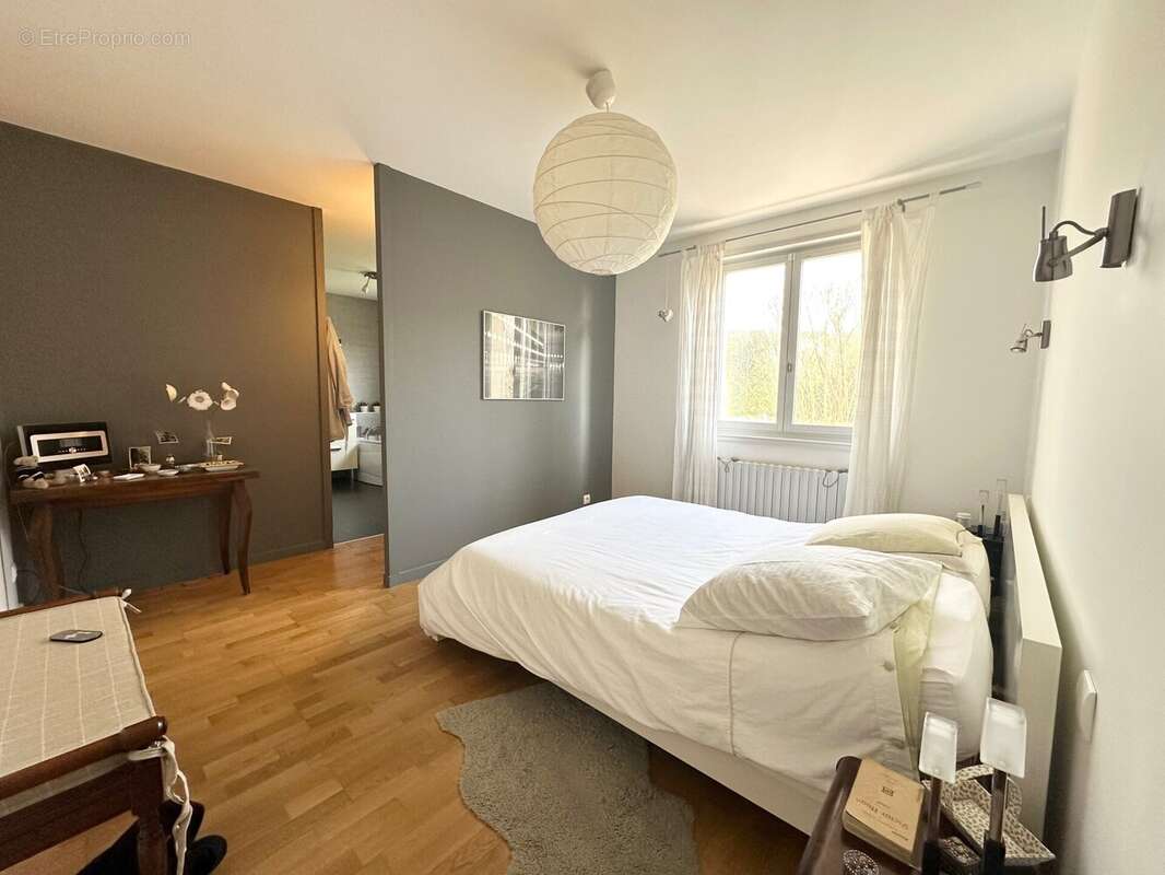 Suite parentale - Maison à MONTREVEL-EN-BRESSE