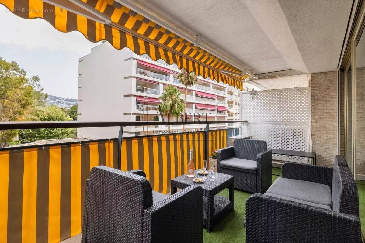 Appartement à CANNES