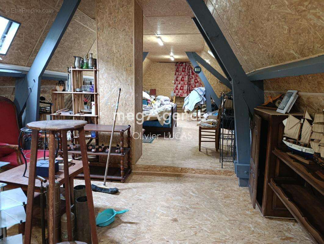 Maison à MARAIS-VERNIER