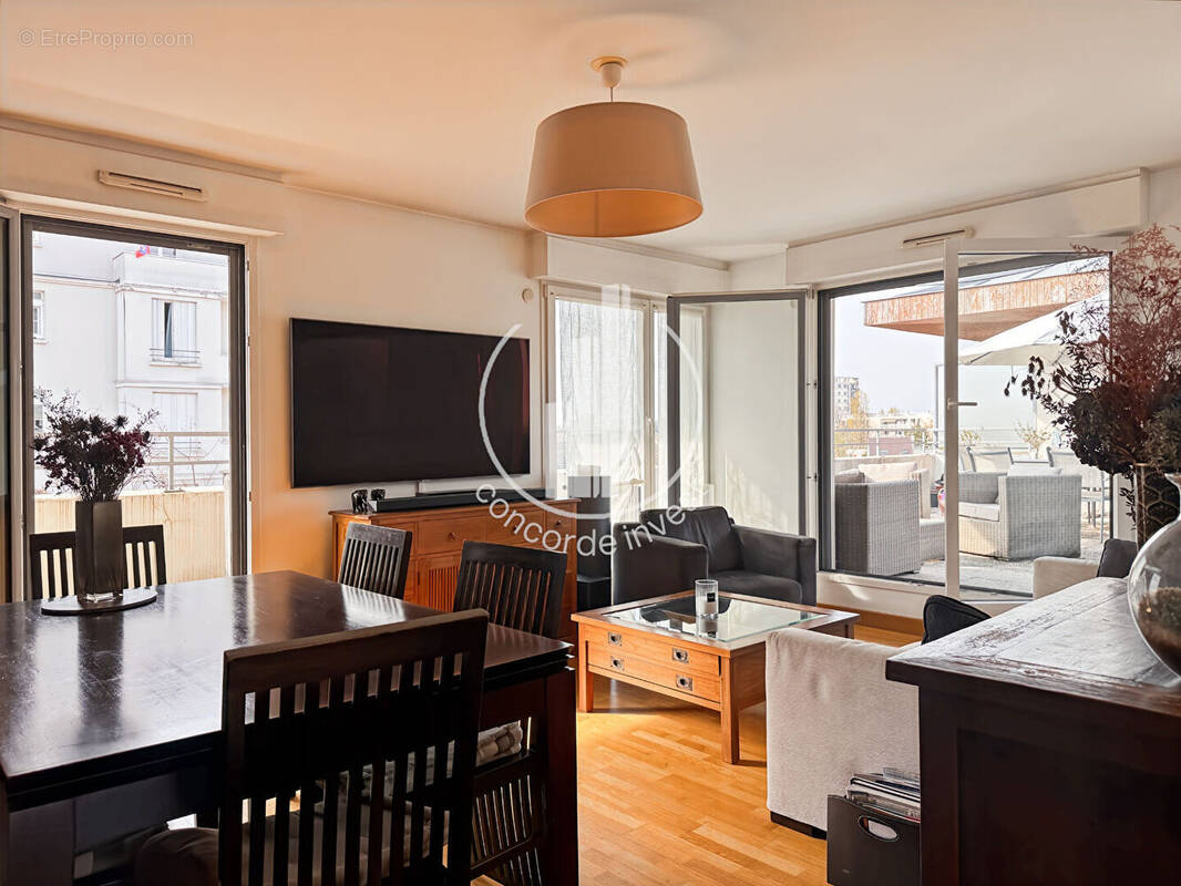 Appartement à SURESNES