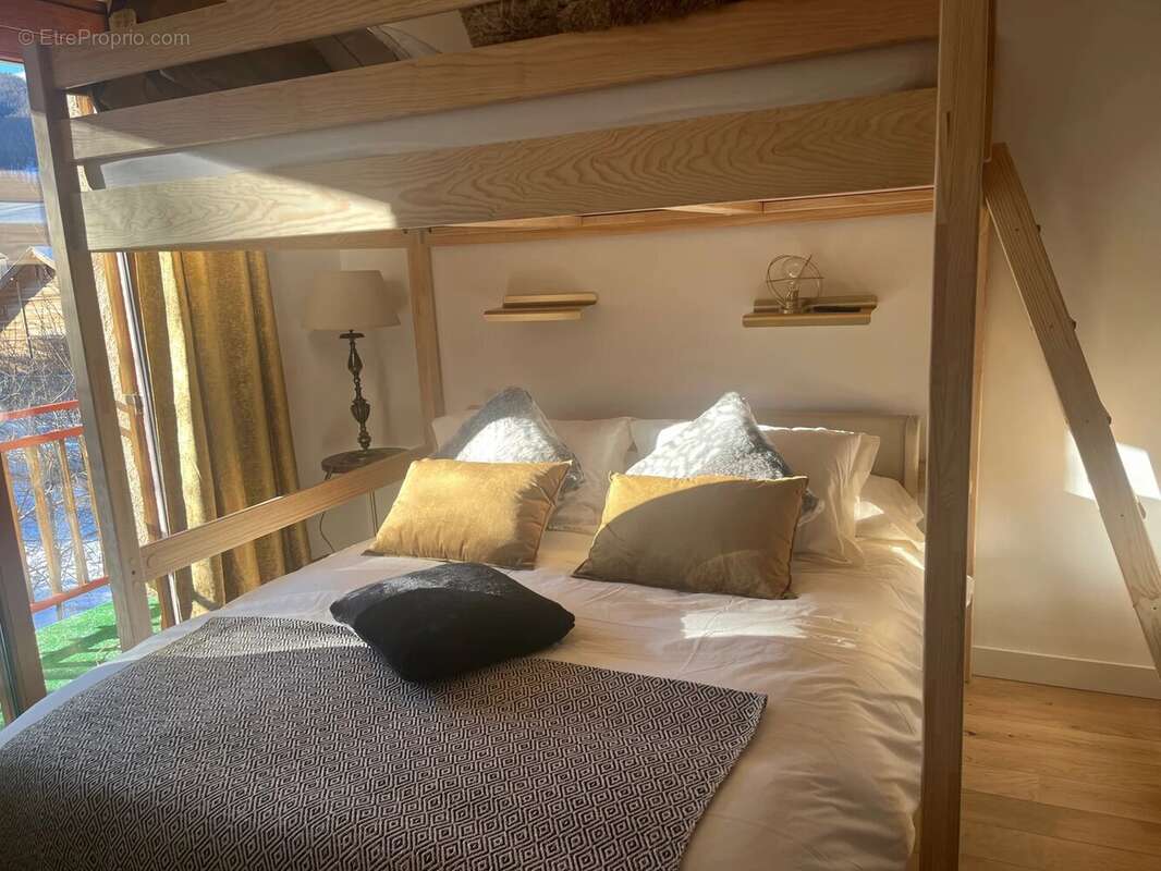 Appartement à SAINT-ETIENNE-DE-TINEE