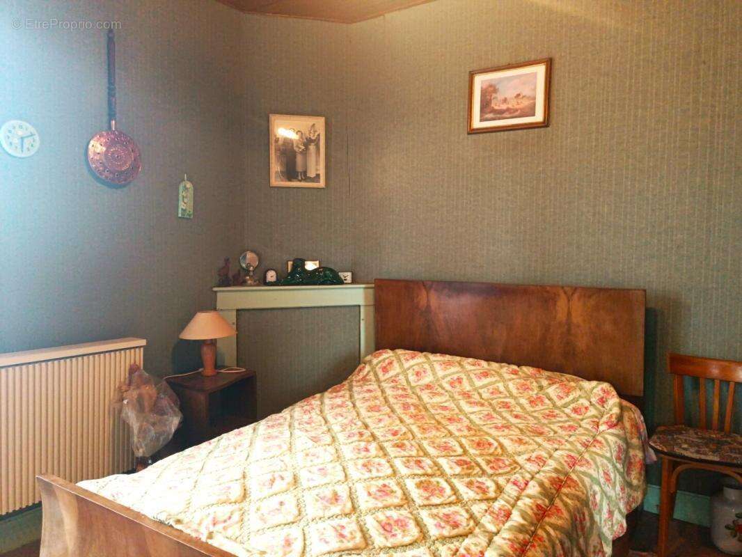 Maison 3 chambres, agreable terrain clos et arbore de 1500 m - photo 6