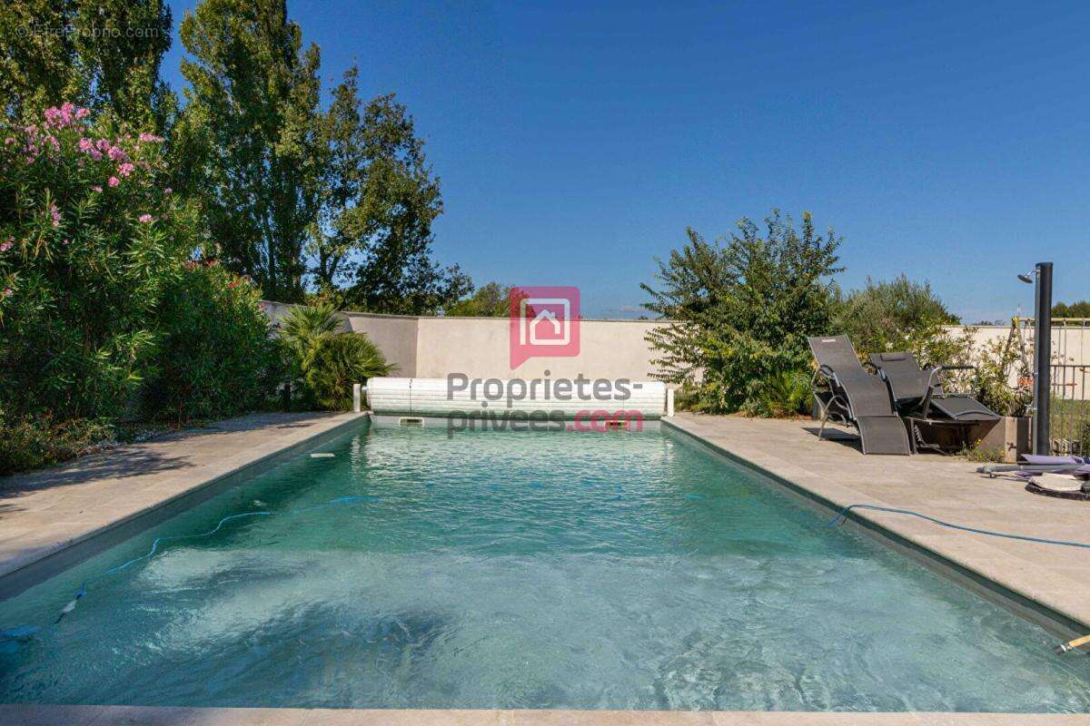 Villa avec piscine 4 chambres 240 m2, 1200m2 de terrain - photo 3