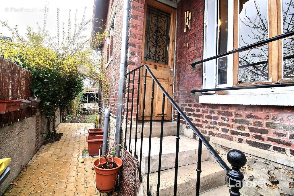 Maison à GENNEVILLIERS