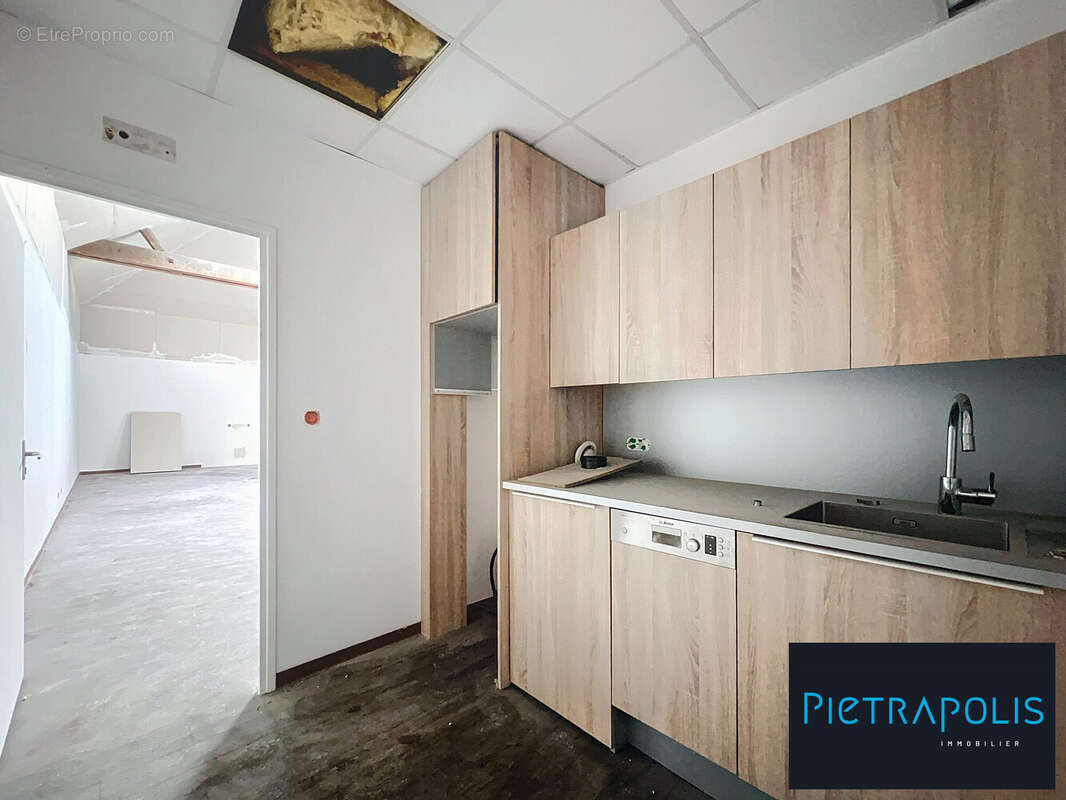 Commerce 120 m² à Beaune  - photo 6