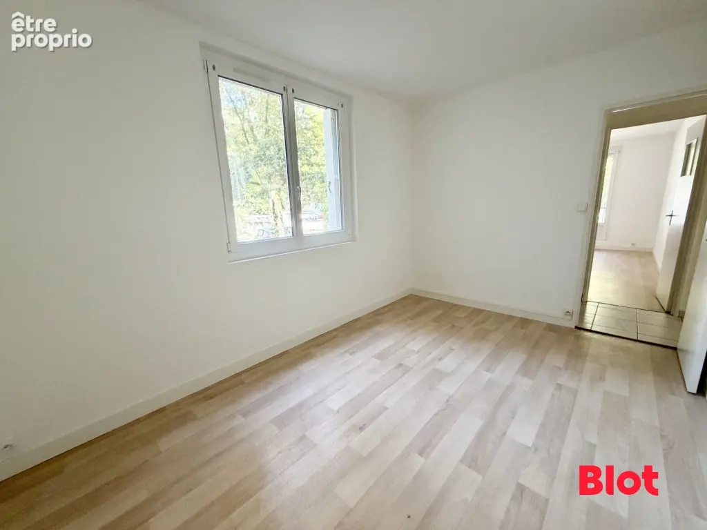Appartement 4 pièces 74 m² à vendre à Rennes (35000) - photo 3