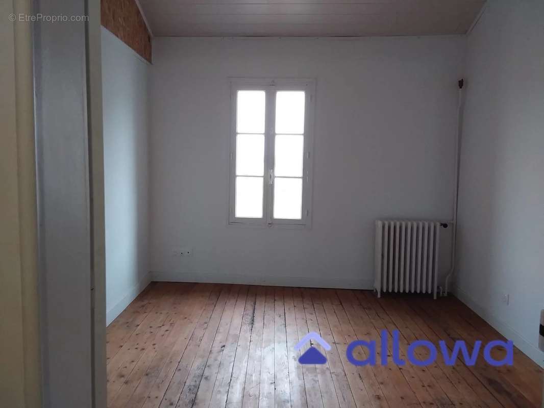 Appartement à SABLONS