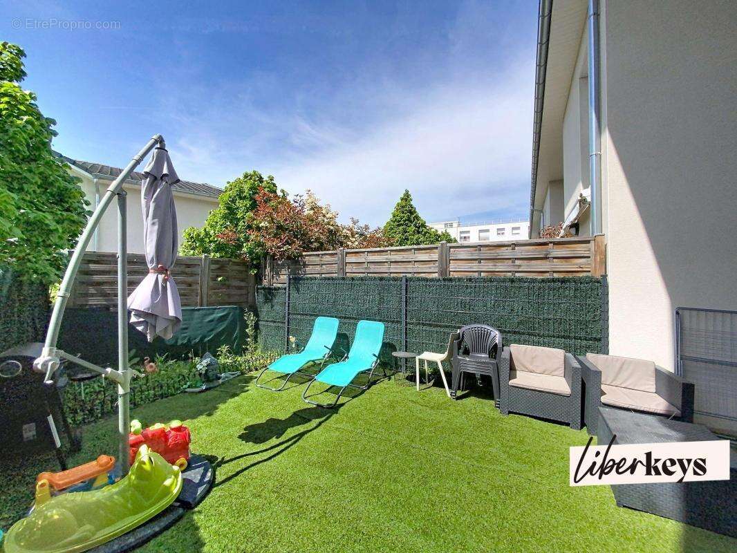 Maison familiale de 98 m² avec jardin à Grigny-sur-Rhône - photo 15