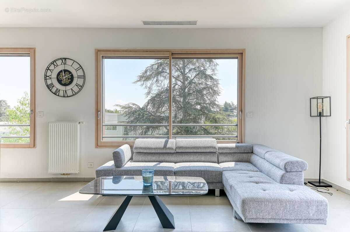 Appartement à SAINT-CYR-AU-MONT-D'OR