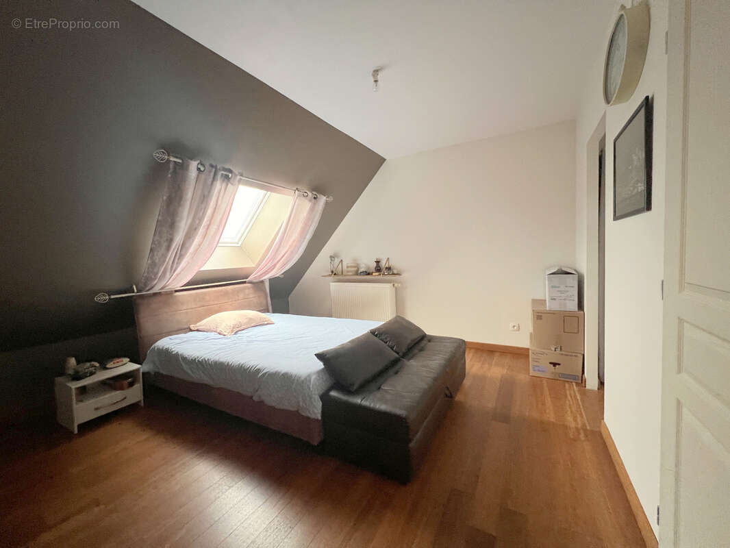 Maison à SERVILLE