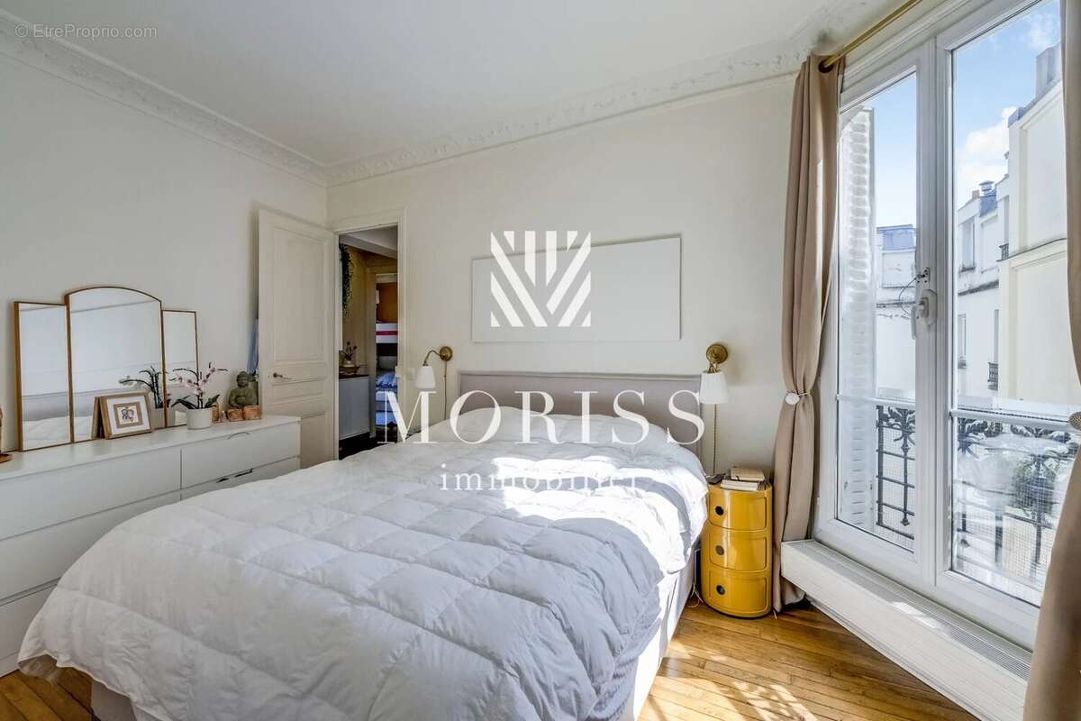 Appartement à PARIS-17E
