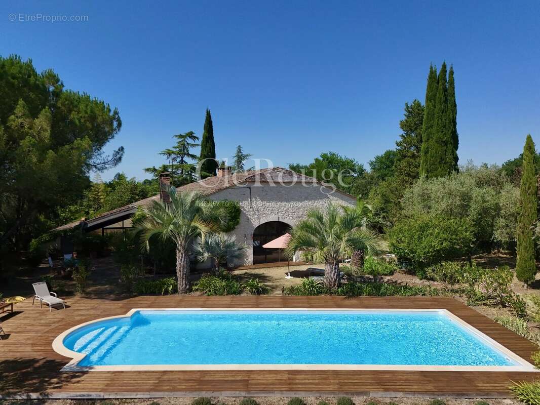 Duras – Propriété en pierre avec vue dominante et piscine - photo 24