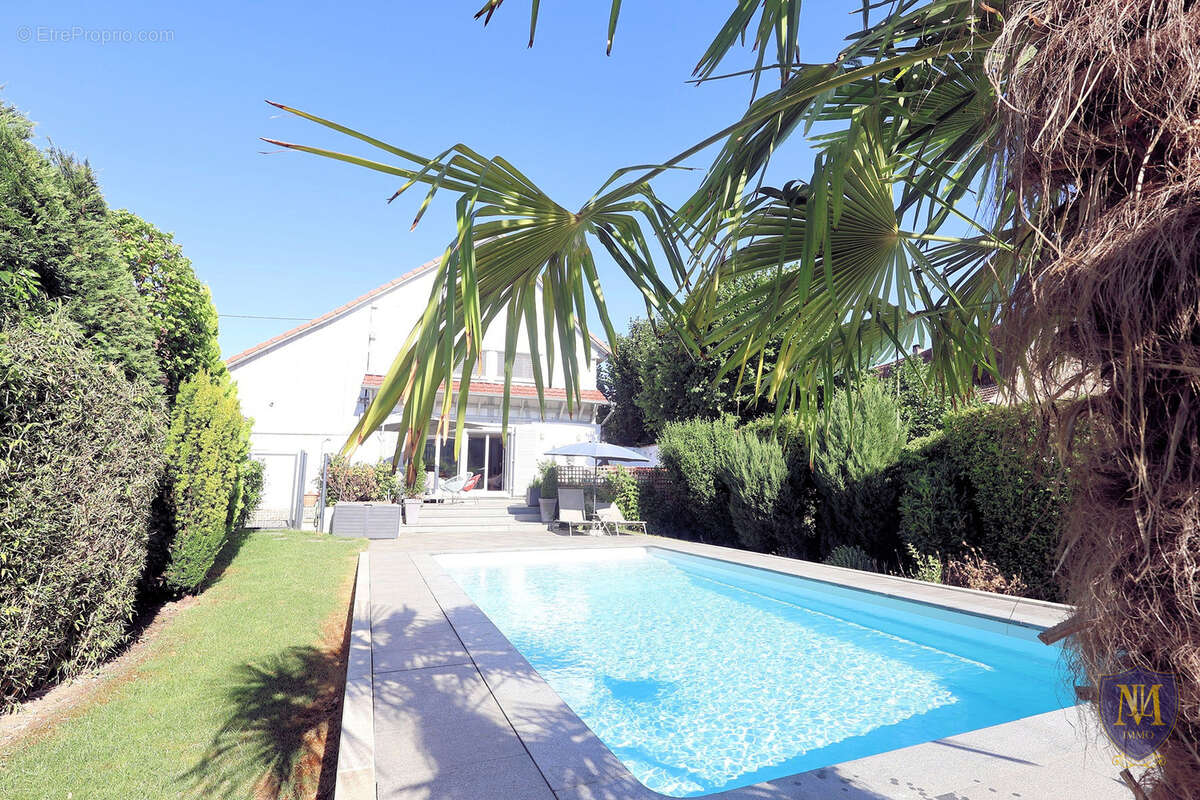 Magstatt-le-haut maison familiale avec piscine - cadre calme et sécurisé - photo 2