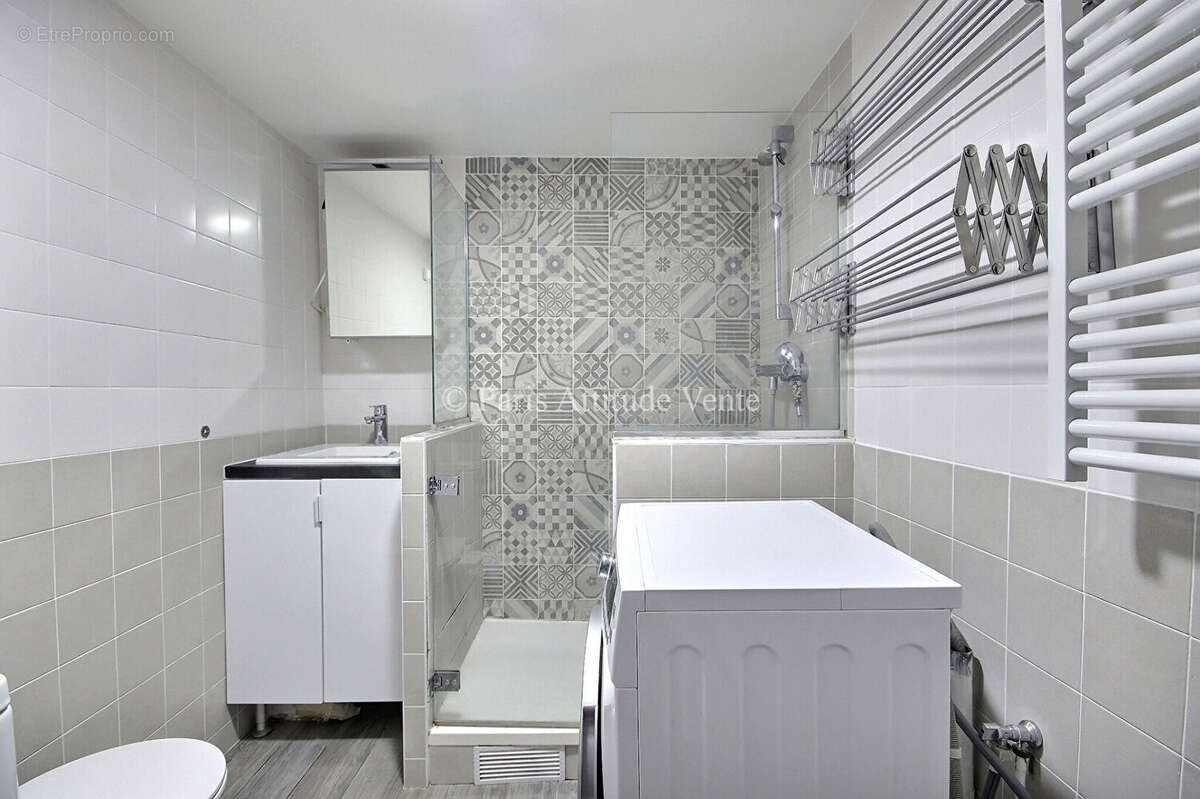 Appartement à PARIS-2E