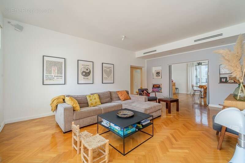 Appartement à MARSEILLE-8E