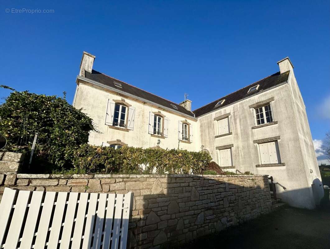 Maison à AUDIERNE