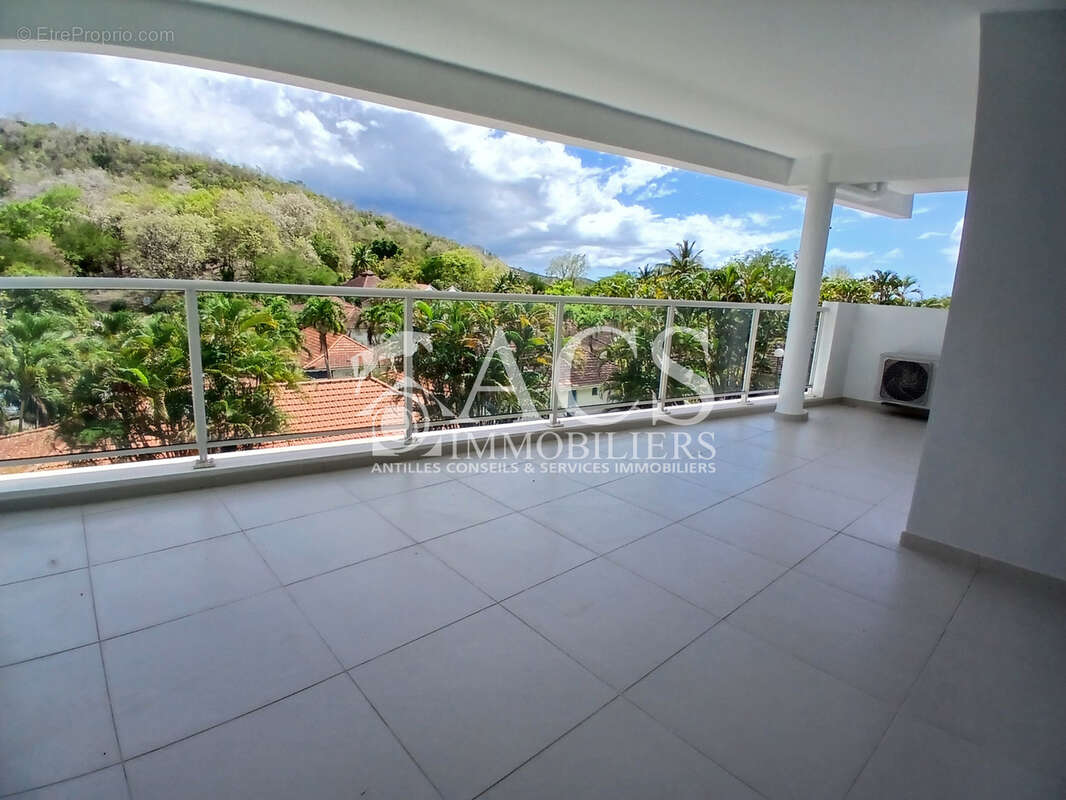 Appartement à LES TROIS-ILETS