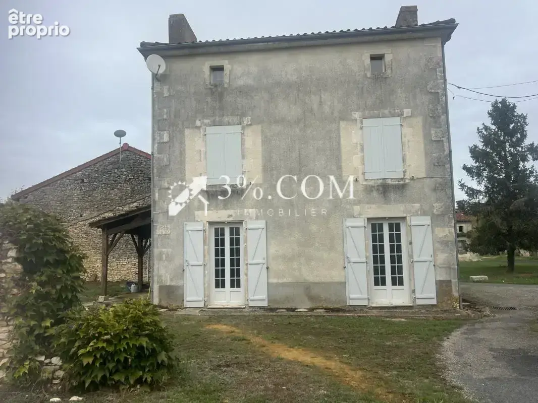 Antigny ensemble immobilier - photo 4
