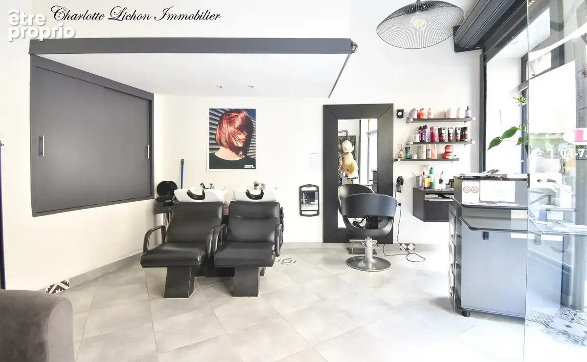 Vente des murs et du fonds de commerce - salon de coiffure de 31 m2 - appartement de 34 m2 - photo 6