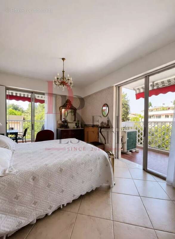Appartement à LE CANNET