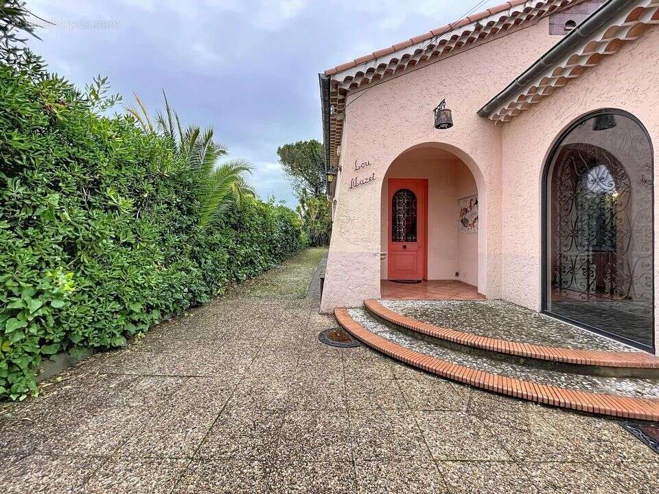 Maison à CAGNES-SUR-MER
