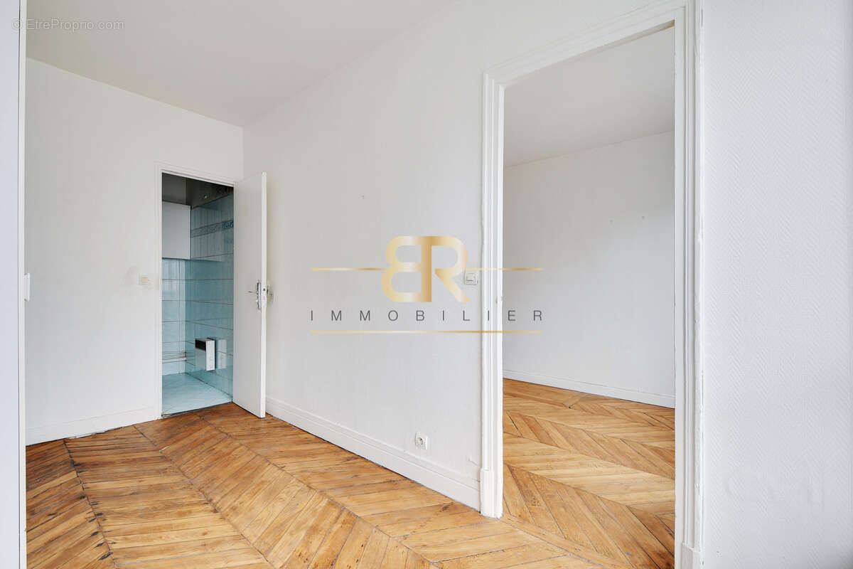 Appartement à PARIS-10E