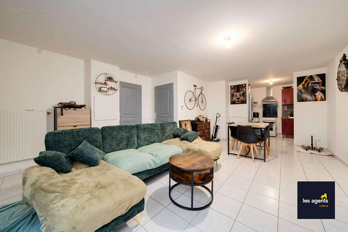 Appartement à NEUVES-MAISONS