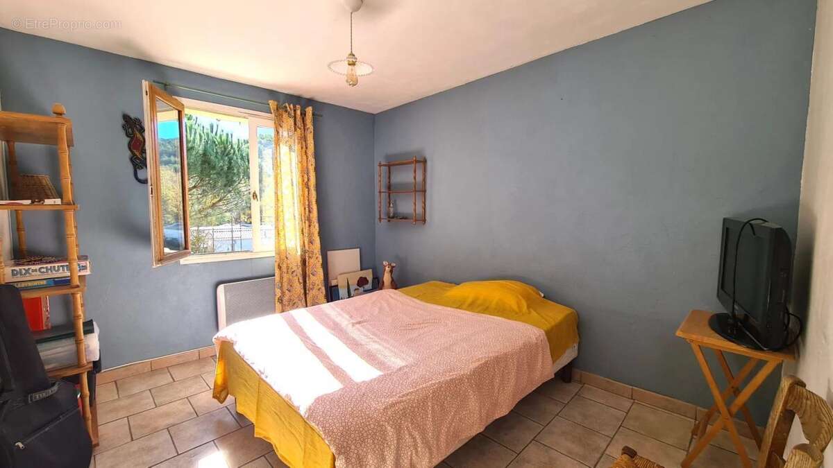 Maison à CESSENON-SUR-ORB