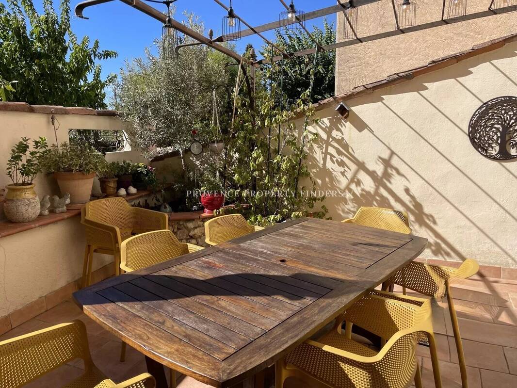 Maison à VILLECROZE