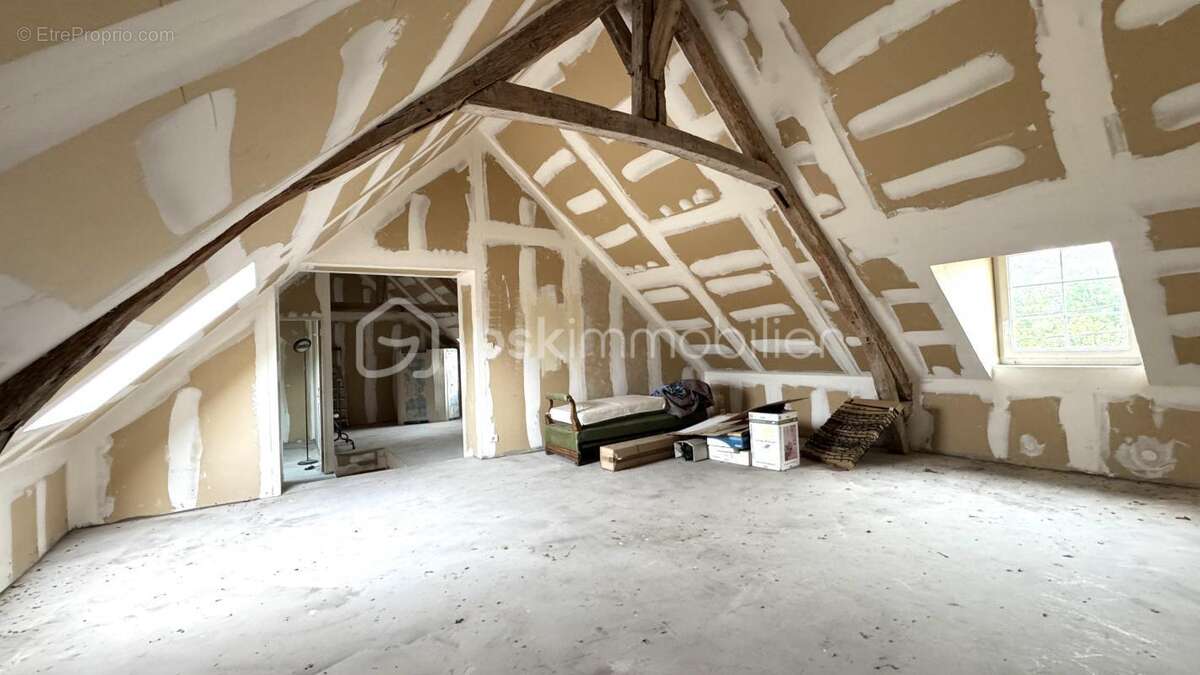 Maison à GERMIGNY-L&#039;EVEQUE