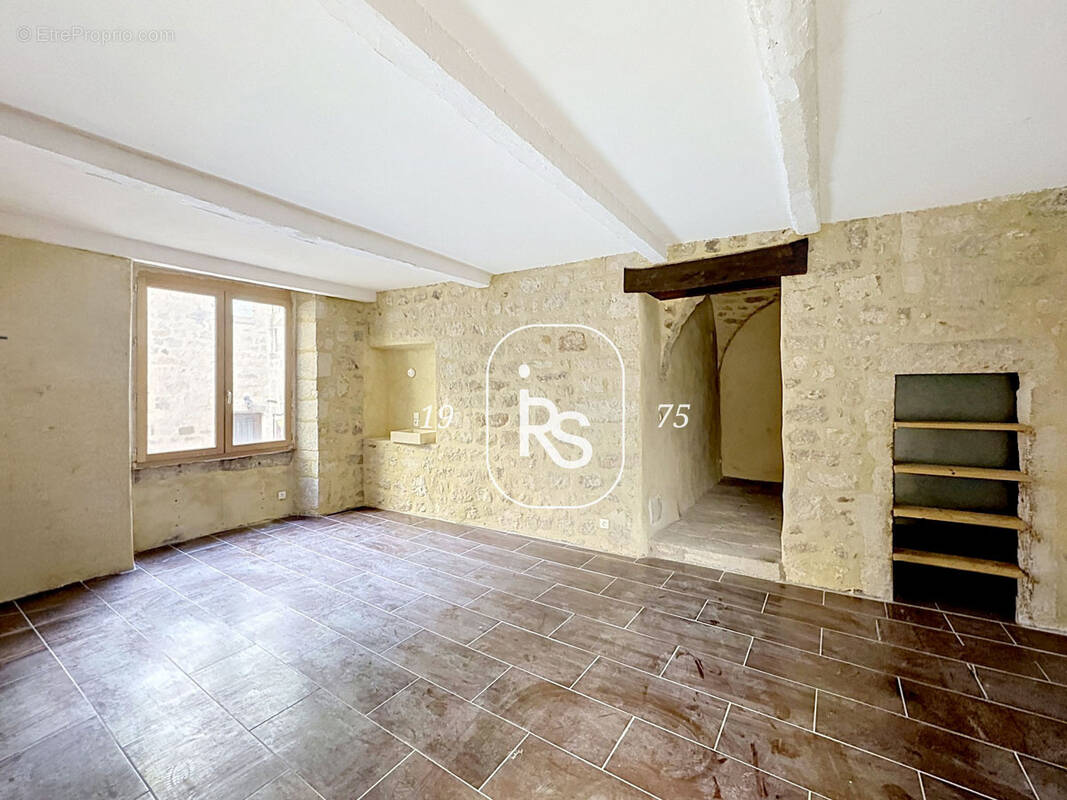Maison à LARGENTIERE