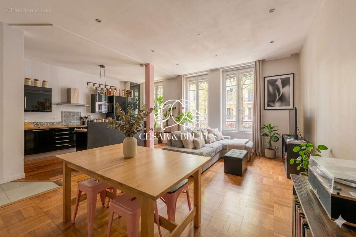 Appartement à LYON-6E