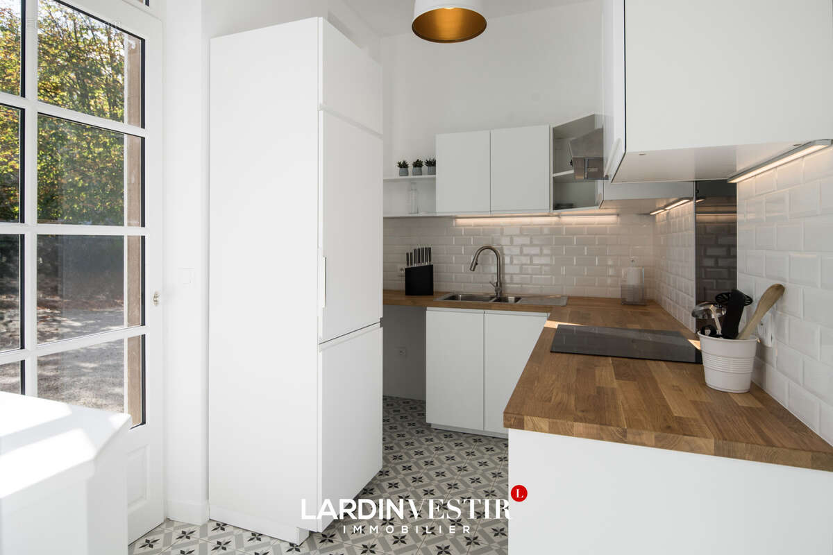 Maison à SAINT-GENIS-LAVAL